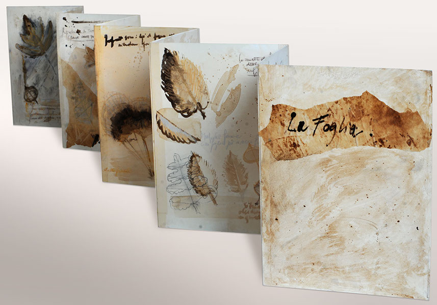 Diari, libro d’artista realizzato con imprimitura a caffè e tecnica mista su cartoncino, altezza cm 31, anno 2016